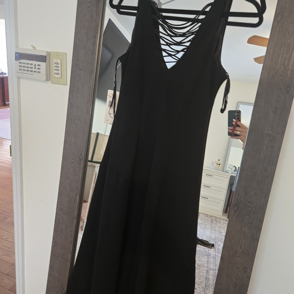 Evan-Picone Black Strappy Back Cocktail Dress – US 10
